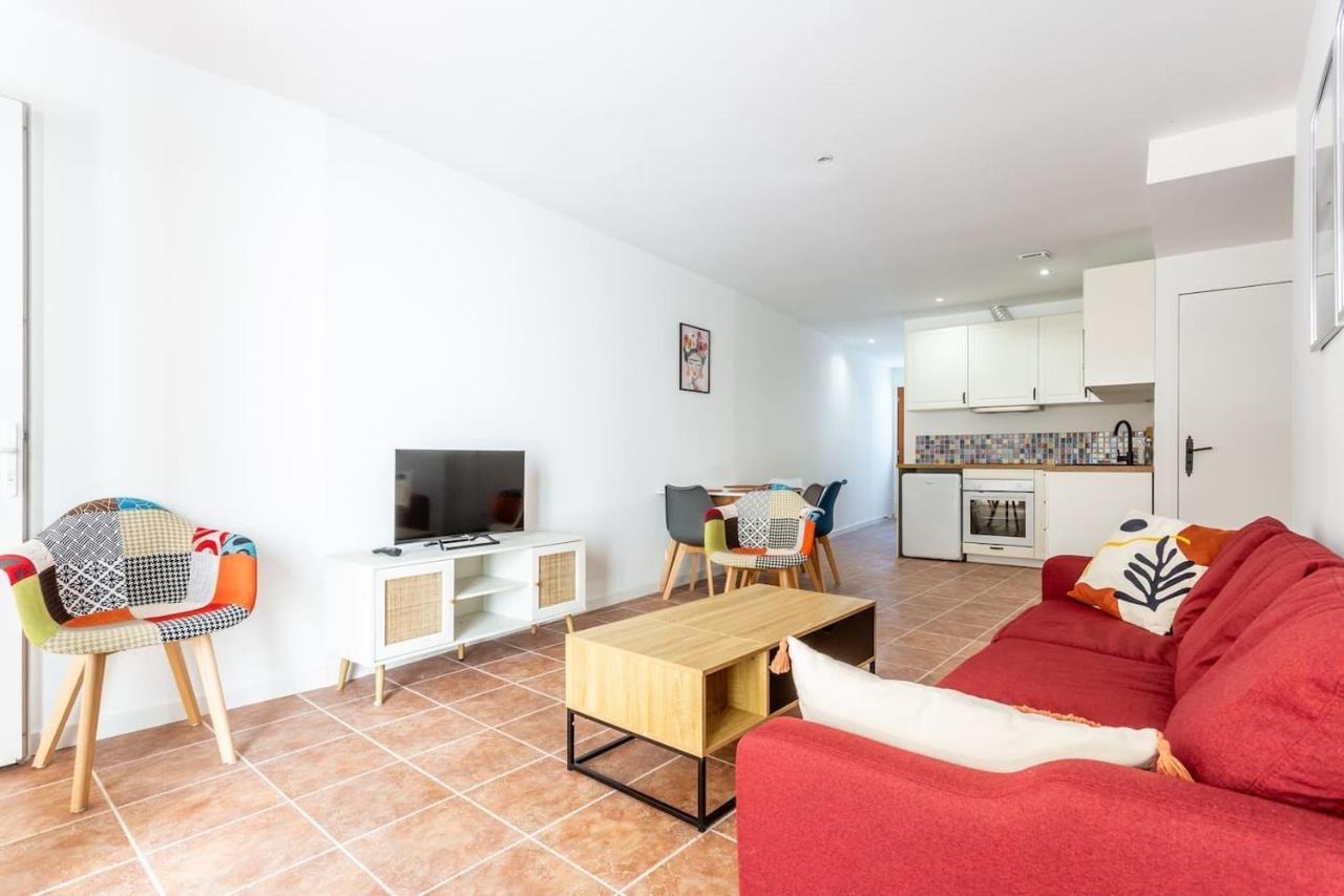 Joli Appartement Avec Jardin / Vieux-Lormont Exterior foto